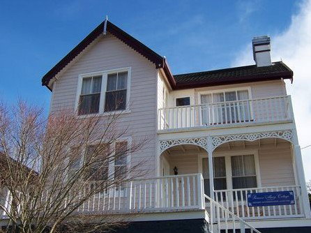 Devonport Historic Cottages - Accommodation 4U 3