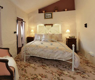 Mrs Currie's House B&B - Accommodation 4U 2