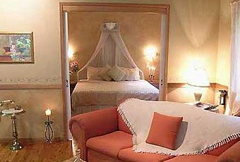 Crater Lakes Rainforest Cottages - Accommodation 4U 3