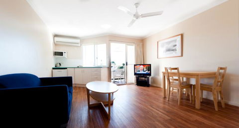 Noosa Sun Motel - Accommodation 4U 5