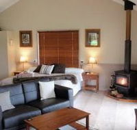 Maleny Luxury Cottages - Accommodation 4U