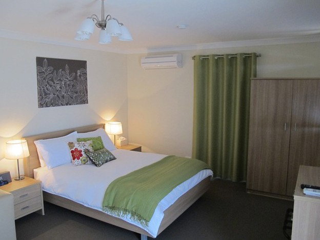Weston ACT Accommodation 4U