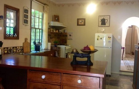 Newington House - Accommodation 4U 1