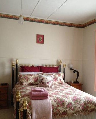 Newington House - Accommodation 4U 4