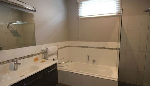 Accommodation On Lyons - Accommodation 4U 5