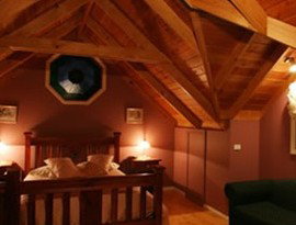 Ballarat Cottages - Accommodation 4U 3