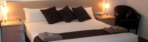 Bristol Hill Motor Inn & Peppas Licensed Restaurant - Accommodation 4U 0