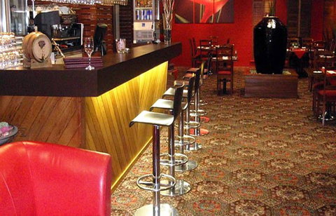 Bristol Hill Motor Inn & Peppas Licensed Restaurant - Accommodation 4U 3