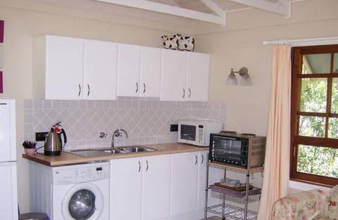 Hillcrest Cottage - Accommodation 4U 4