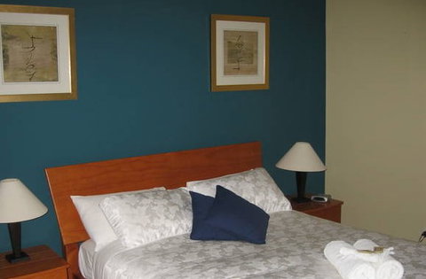 Away At Berry - Accommodation 4U 5