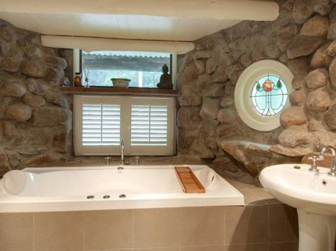 Indooroopilly - Accommodation 4U 5