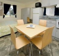 Burrill Lake Tourist Park - Accommodation 4U