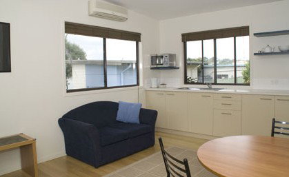 Anglesea Lodge - Accommodation 4U 5
