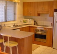 A Bay Beachcomber and Jervis Bays SeaChange - Accommodation 4U