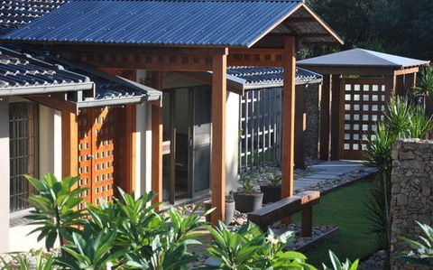 Beachfront House - Accommodation 4U 3