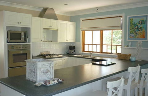 By The Bay - Accommodation 4U 4