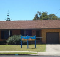 Aunty Mels Dog Friendly Holiday Cottage - Accommodation 4U