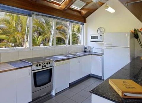 Clarkes Beach Villa - Accommodation 4U 2