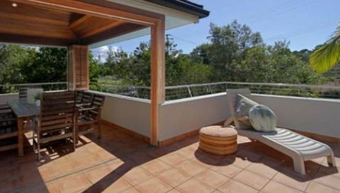 Clarkes Beach Villa - Accommodation 4U 5