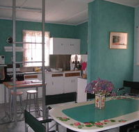 Lavender and Lace Cottage - Accommodation 4U