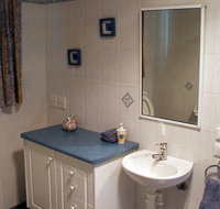 Blue Wren Cottage - Coolabah - Accommodation 4U