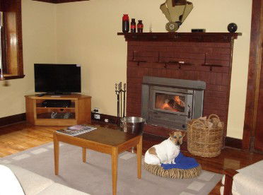Batlow House - Accommodation 4U 5