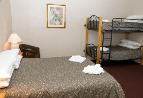 Alpine Hotel - Accommodation 4U 2