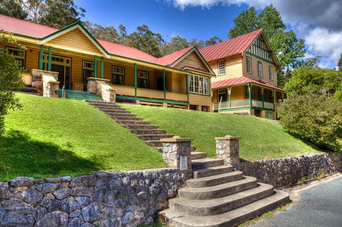 Yarrangobilly Caves House - Accommodation 4U 1