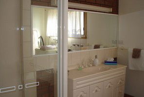 Murray Bank Holiday Units And Yabby Farm - Accommodation 4U 0