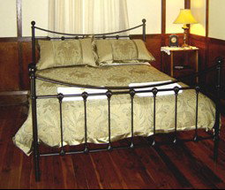 Gundagai Historic Cottages Bed And Breakfast - Accommodation 4U 5