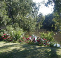 Bidgee Bankside Cottage - Accommodation 4U