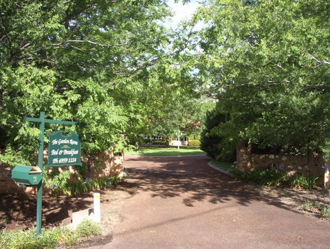 The Garden Room Bed And Breakfast - Accommodation 4U 0