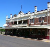 Yenda Hotel - Accommodation 4U