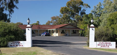 Burke And Wills Motor Inn - Moree - Accommodation 4U 0
