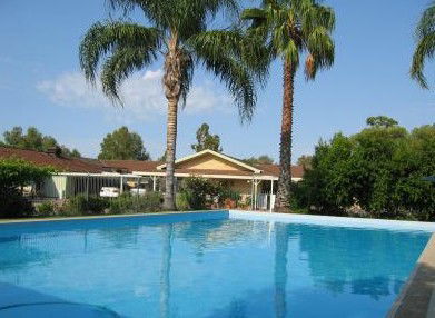 Burke And Wills Motor Inn - Moree - Accommodation 4U 4
