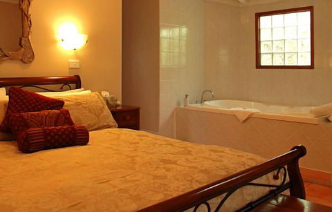 Chez Vous Villas - Accommodation 4U 5