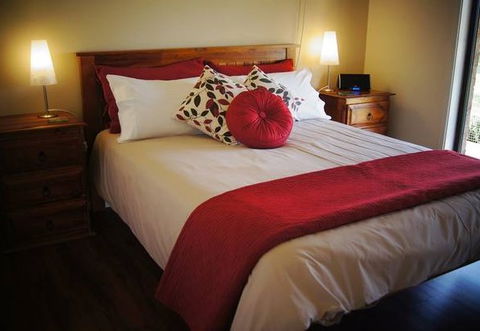 Blackthorn Hill Retreat - Accommodation 4U 2