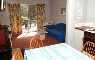 Blackheath Holiday Cabins - Accommodation 4U 3