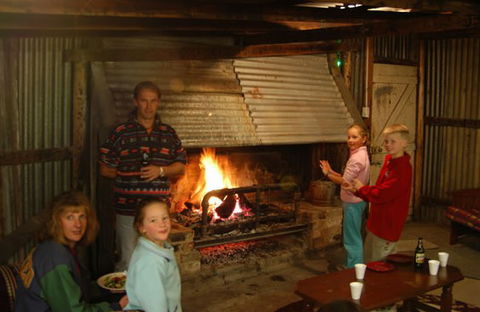 Blue Hills Farm Retreat - Accommodation 4U 1