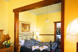 Clarendon Guesthouse - Accommodation 4U 1