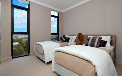 Australia Towers 19.06 - Accommodation 4U 2
