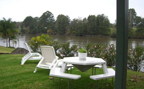 A Spot On The River - Accommodation 4U 1