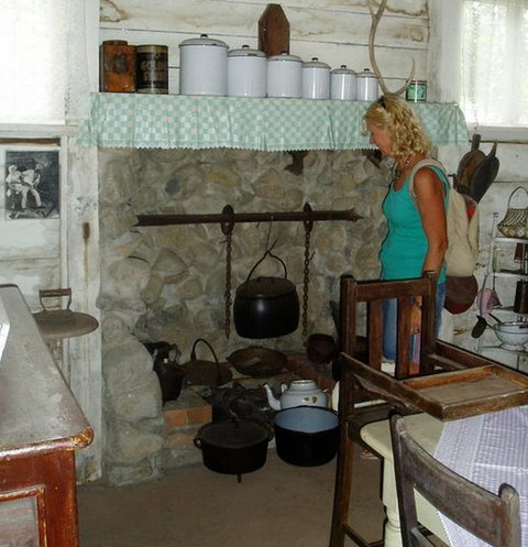 A Settlers Cottage - Accommodation 4U 2