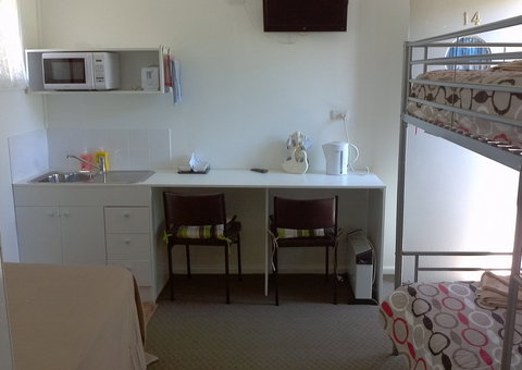 Black Stump Motel - Accommodation 4U 1