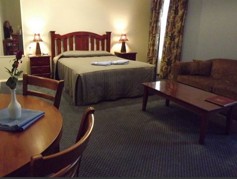 Castlereagh Lodge Motel - Coonamble - Accommodation 4U 0