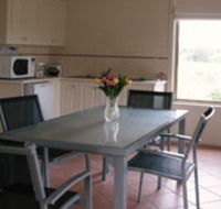 Burns B and B and Yabby Farm - Accommodation 4U