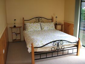 Bungadoo Country Cottage - Accommodation 4U 2