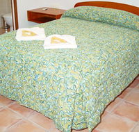 R  R  Woodgate Beach - Accommodation 4U