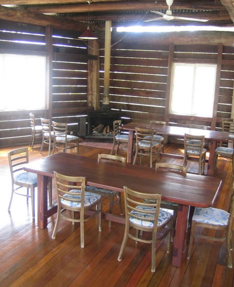Hidden Valley Cabins - Accommodation 4U 1