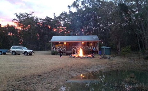 Possums Hollow And Hooters Hut - Accommodation 4U 3